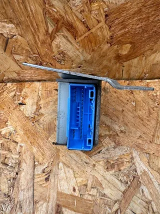 GE4T57KD0B Датчик AirBag Mazda 626 GF Арт 105385695, вид 2