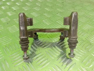  Скоба суппорта заднего Audi A6 C5 (S6,RS6) Арт G18547, вид 1