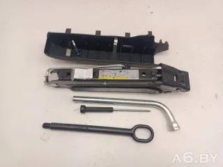 7E8011031C,7E0807401,7E0121113 Ключ баллонный Volkswagen Transporter T5 restailing Арт 105589297, вид 1