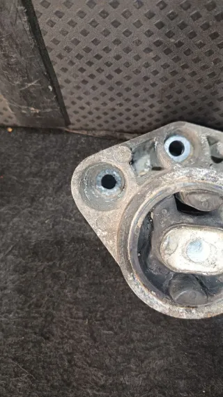 8E0599133 Подушка редуктора Audi A6 C5 (S6,RS6) Арт 105659292, вид 3