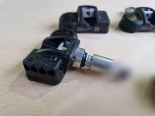 A0009057200Q01 Датчик давления в шине Mercedes GL X166 Арт 167788932_5, вид 3