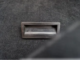  Ручка крышки багажника Volkswagen Touareg 2 restailing Арт 171046186, вид 1