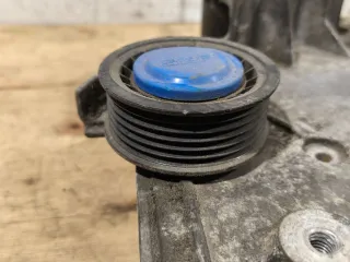 059121313F Кронштейн вискомуфты Audi A6 C5 (S6,RS6) 2.5л Арт 105787153, вид 3