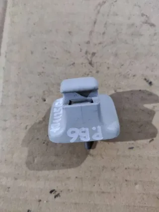  Крючок для одежды Volkswagen Passat B6 Арт 105964082, вид 1