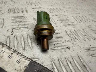 13627805003,1365073J00000,269423,2S6Q12A648AA,2S6Q12A648AB,30757235,9632562080,9632562480,9655414180,SU00100639,Y40218840,Y40218840A Датчик температуры охлаждающей жидкости Citroen C5 2 Арт A37443, вид 3