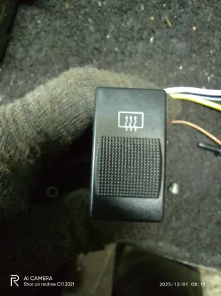 4D0941503C Кнопка подогрева заднего стекла Audi A8 D2 (S8) Арт 106078590, вид 1