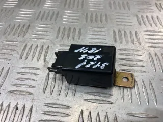 MR182840 Реле стеклоочистителей (дворников) Mitsubishi Galant 8 Арт 31212031841, вид 2