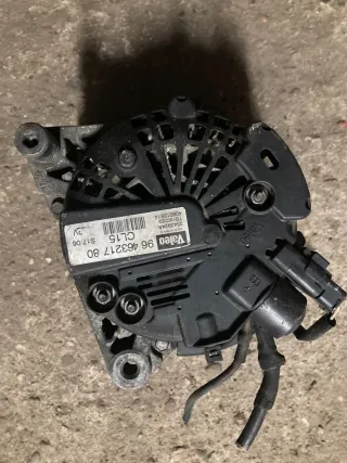  Генератор Peugeot 307 2.0л Арт 106080084, вид 3