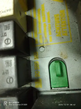  Блок предохранителей Opel Zafira A Арт 106083433, вид 3