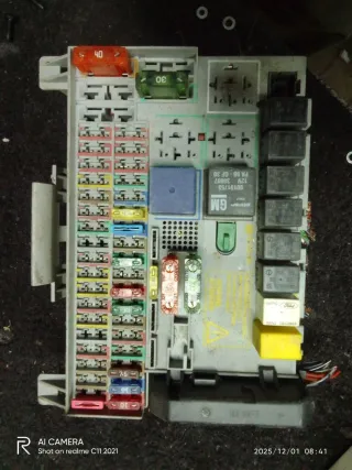  Блок предохранителей Opel Zafira A Арт 106083433, вид 2