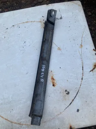  Накладка (ресничка) фары правой Audi 100 C4 Арт 106118385, вид 2