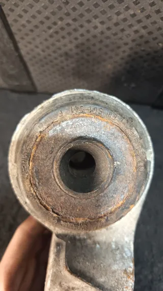 4B0501521E Кронштейн крепления балки подвески Audi A6 C5 (S6,RS6) Арт 106301501, вид 4