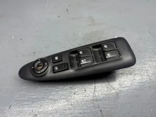 935702G150T0 Блок кнопок Kia Magentis MG Арт 105922414, вид 1