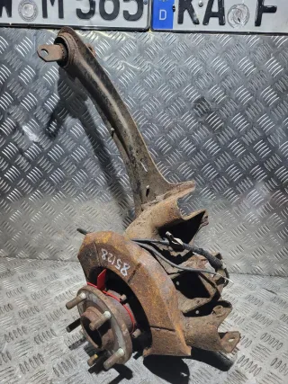  ступица задняя правая Mazda 3 BK Арт 85128, вид 1