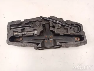 8200136215A,8101927,212193 Набор инструментов штатный Renault Scenic RX4 Арт 106721964, вид 5