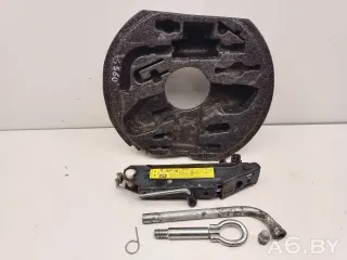 1K0011031L,5P0012115C Набор инструментов штатный Seat Toledo 3 Арт 106722634, вид 1