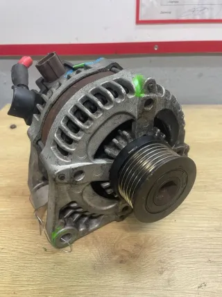 116294,CAL40195AS,CAL40195OS,CAL40195RS,DA5349,DRA4239,RAA15340,104210271,1042102710,1042103520,1042103521,1042103522,1042103523,DAN1118,DAN930,1229259,1255711,1477738,1676843,1704085,1708322,1748630,2242403,3M5T10300YA,3M5T10300YB,3M5T10300YC,3M5T10300YD,3M5T10300YE,3M5TPD,3M5TYD,8M5T10300YA,8M5T10300YB,RE3M5T10300YD,RE8M5T10300YB,32118710,CA1834IR,8EL011711801,8EL738211331,ALN1834AN,ALN1834BA,ALN1834BS,ALN1834CC,ALN1834DD,ALN1834KL,ALN1834LK,ALN1834RN,ALN1834UX,ALN1834YX,ALN1834ZD,ALN9834NW,LRA02815,063377416010,063377551010,63377416,944390904340,MRA90434Y60118300B,210358,ALN1834RB,ALN9834WA,440411,30667067,30667068,30795422,30795423,31255595,31285593,31285595,31288155,36000599,36002577,36050997,8603183,1321401ND3,23821N,301N20152Z Генератор Mazda 3 BL 1.6л Арт CA1834BY, вид 1