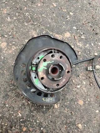 7L8505436 Кулак задний правый Volkswagen Touareg 1 Арт 106807011, вид 1