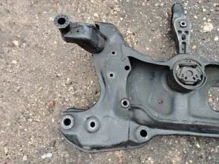 1K0199315A Балка подвески передняя (подрамник) Volkswagen Caddy 3 Арт 106808670, вид 3