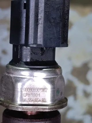 9655465480 Датчик давления топлива Mazda 3 BK 1.6л Арт MT29098904, вид 2