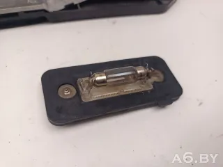 1T0827574L Накладка подсветки номера Volkswagen Passat B6 Арт 106826928, вид 8