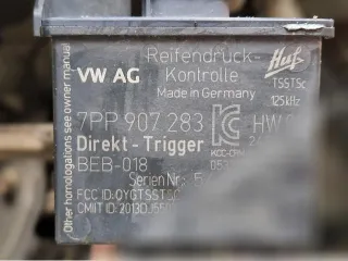 7PP907283 Датчик давления в шине Volkswagen Touareg 2 restailing Арт 171460258, вид 2