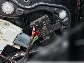 4H0959795P Блок управления двери Volkswagen Touareg 2 restailing Арт 171631432, вид 1