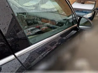  Молдинг стекла двери передней правой наружный Volkswagen Touareg 2 Арт 172527933, вид 1