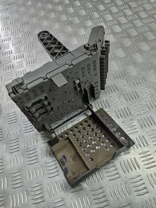 8200043240A Блок предохранителей Renault Laguna 1 Арт 106905122, вид 2