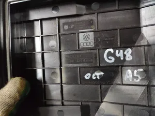 1K0937132F Крышка блока предохранителей Volkswagen Passat CC Арт 106905295, вид 3