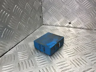 MR264036 Блок управления крыши / люка Mitsubishi Galant 8 Арт 31212032231, вид 4