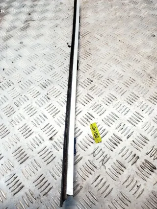  Молдинг стекла двери передней правой внутренний BMW 5 E34 Арт 06166, вид 1