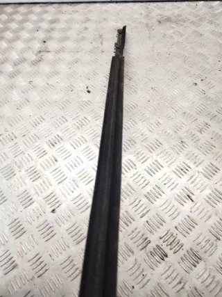  Молдинг стекла двери задней правой внутренний BMW 5 E34 Арт 01897, вид 4