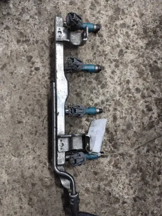  Топливная рампа  Mazda 3 BK 1.6л Арт MT29098946, вид 1