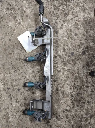  Топливная рампа  Mazda 3 BK 1.3л Арт MT29098984, вид 1