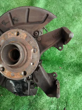 1K0407256T,1K0615312F Кулак поворотный передний правый Volkswagen Caddy 3 Арт 106998915, вид 2