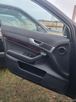  Обшивка двери передней левой (дверная карта) Audi A6 C6 (S6,RS6) Арт 106601575, вид 1