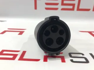 1067348-00-B переходник для зарядки Tesla model 3 Арт 9908547, вид 2