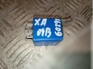  Реле стеклоочистителей (дворников) Citroen Xantia Арт 16209, вид 1