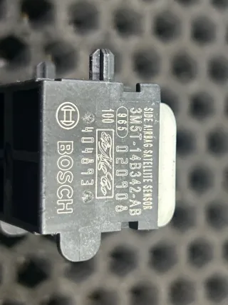 3M5T14B342AB, 020908, 404893 Датчик удара Mazda 3 BK Арт 107080564, вид 3