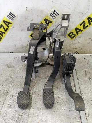 4F1721523B,6PV00898407, 4F1721117E Педальный узел Audi A6 C6 (S6,RS6) Арт 17260742, вид 1