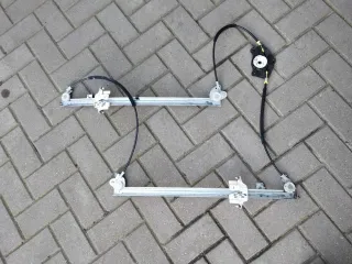  Стеклоподъемник левый передний Citroen C8 Арт 107292857, вид 1