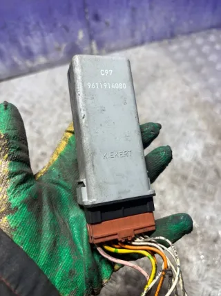 9611914080 Блок управления центральным замком Citroen Xantia Арт 107351624, вид 1