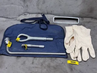  Перчатки Mercedes E W211 Арт 5690, вид 1