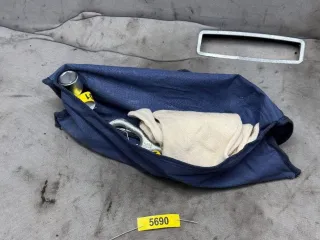 Перчатки Mercedes E W211 2004г.  - Фото 2