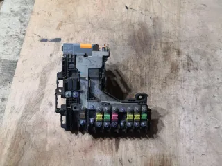 6500JE,9665878080,9665878180,9665878280,9665878380,9800223580,9805119280,9666851480,9805119580,9800223680,9805119780 Блок управления аккумулятором (АКБ) Citroen DS4 Арт 15503_3, вид 1