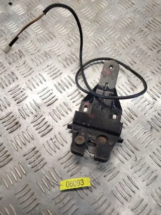 8174853 Замок стекла двери багажника BMW 7 E38 Арт 06093, вид 2