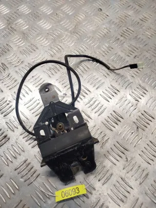 8174853 Замок стекла двери багажника BMW 7 E38 Арт 06093, вид 1