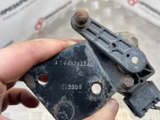 A0105427717, A1643280240 Датчик положения кузова Mercedes ML W164 Арт 10-337-119, вид 3