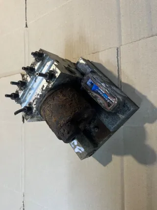  Блок АБС (ABS) Mazda 626 GF Арт 107609490, вид 3